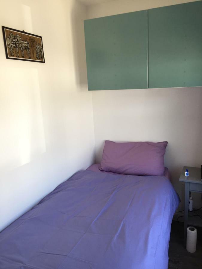Rushden Vacation Home Hendon Bagian luar foto